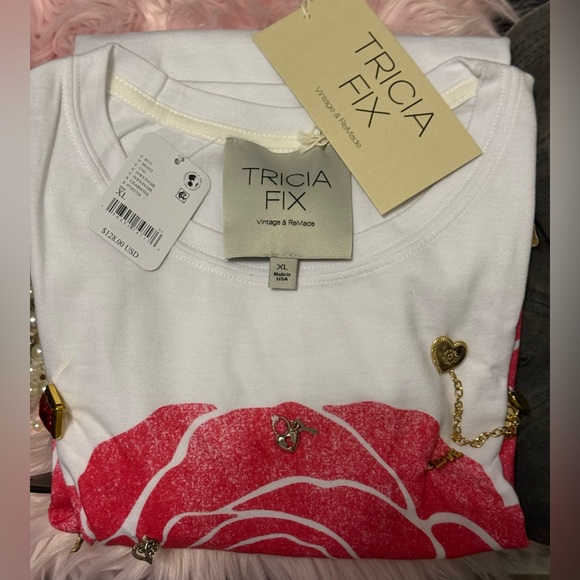 Tricia Fix Charm Tee Free People XL NWT - Picture 4 of 4